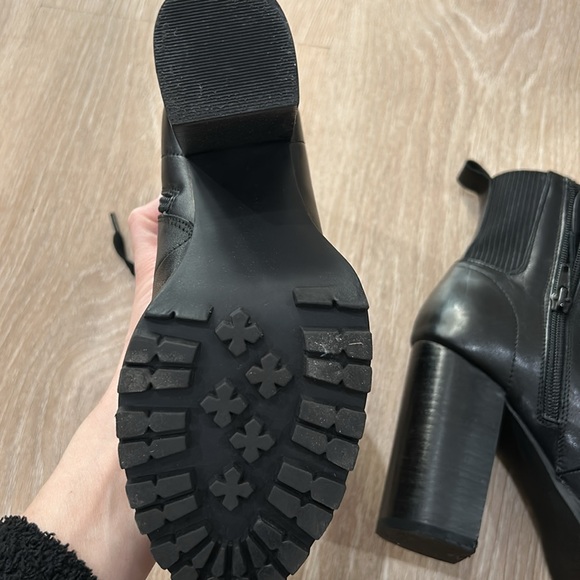 Steve Madden Latch black boots 6 platform combat lace up - Picture 3 of 5